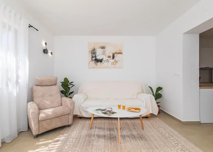 Anemos Apartment, Town Krk * Krk Town