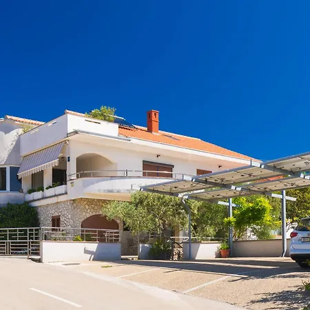 Appartement Anemos Apartment, Town Krk