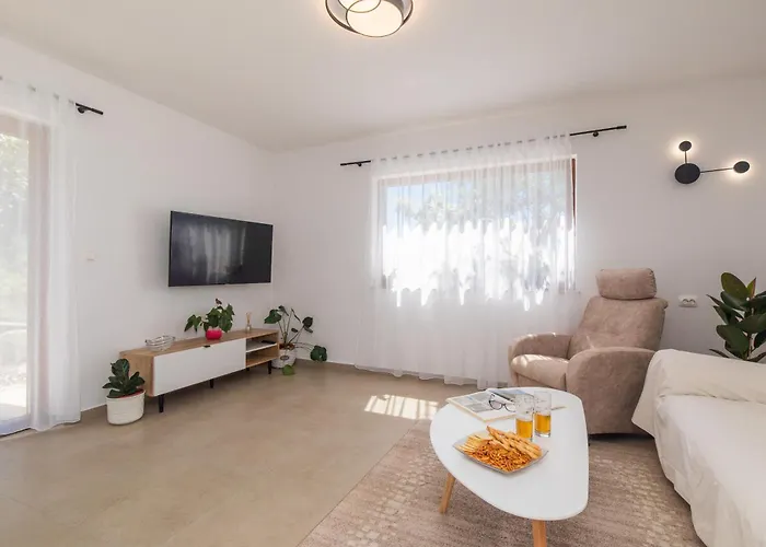 Anemos Apartment, Town Krk Daire *