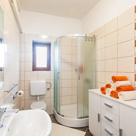 Anemos Apartment, Town Krk Apartman